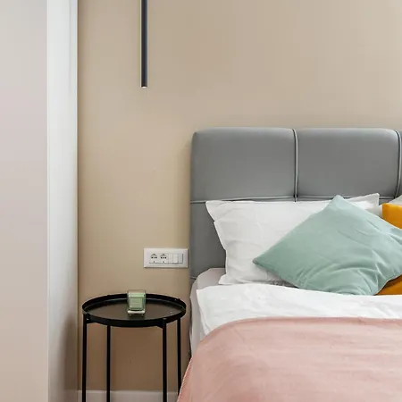 Cro.lo Modern Retreat ספליט